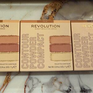 Revolution Contour Powder Compact Palette - Fair and Medium